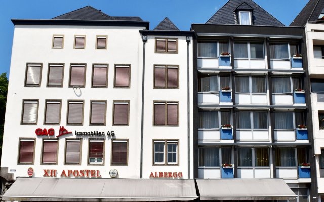 Отель XII Apostel Hotel Albergo Германия, Кёльн - отзывы, цены и фото номеров - забронировать отель XII Apostel Hotel Albergo онлайн вид на фасад
