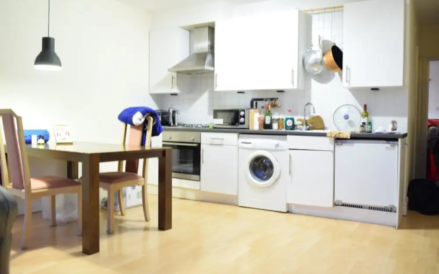 Cosy 1 Bedroom in East London