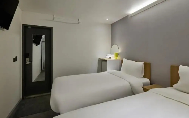 Halfrest Hostel Jongno Insa