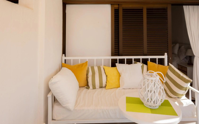 Las Carabelas 8, next to the Sea and all Amenities