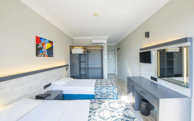 Golden Moon Hotel
