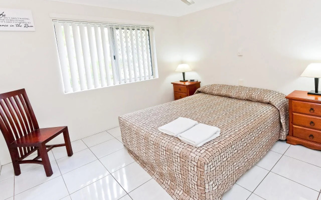 Silver Sands Apartments