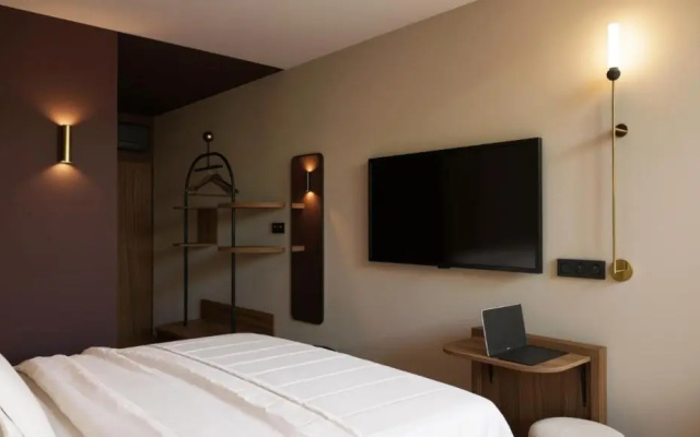 Hôtel 2M, The Originals Relais