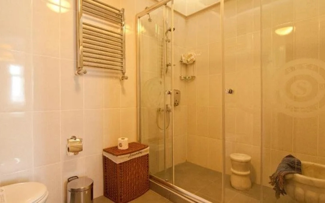 Best Point Suites
