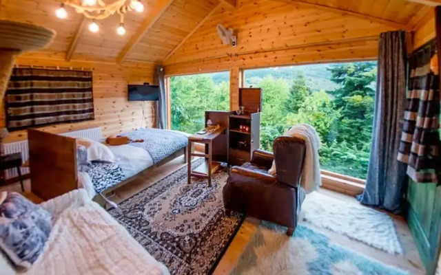 Kedra Village Cozy Chalet - Mountain Getaway