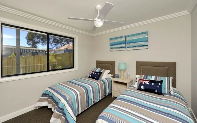 Tomaree Road, 16, The Tomaree