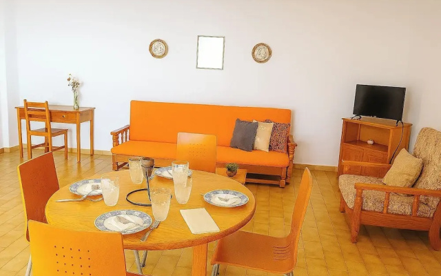 Praia da Rocha 1 Bedroom Apartment With Balcony