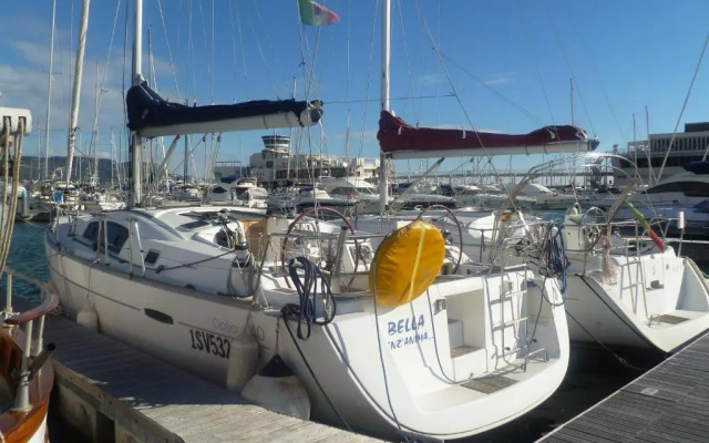 Le Vele Residence Sailing Boat