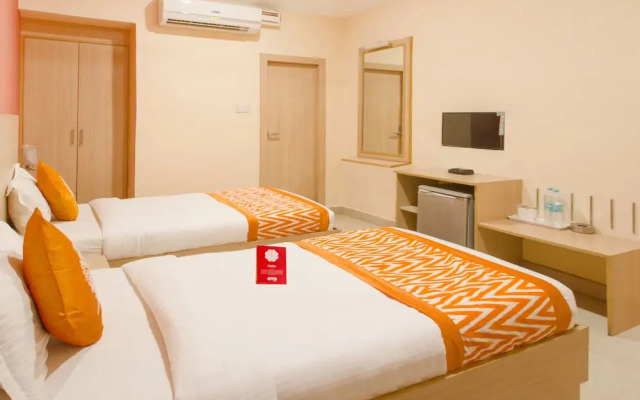 OYO 10235 Oyster Transit Hotels