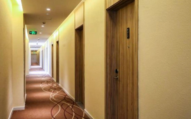 HanTing Hotel (Ningbo Jishigang Outlets)