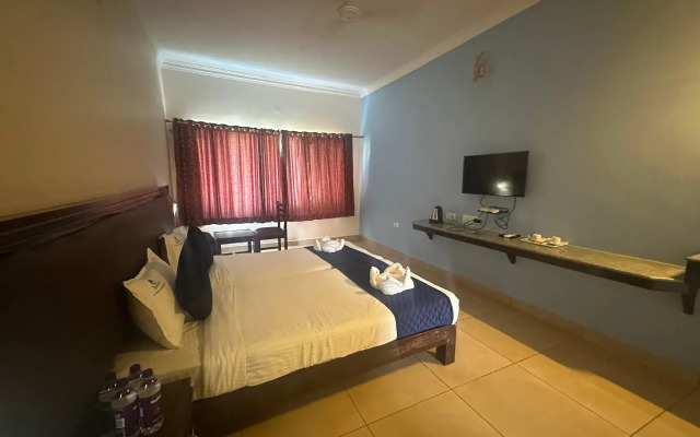 St James Court Beach Resort