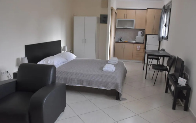 AVR Airport Deluxe Suites 4 AIRPORT FREE SHUTLE
