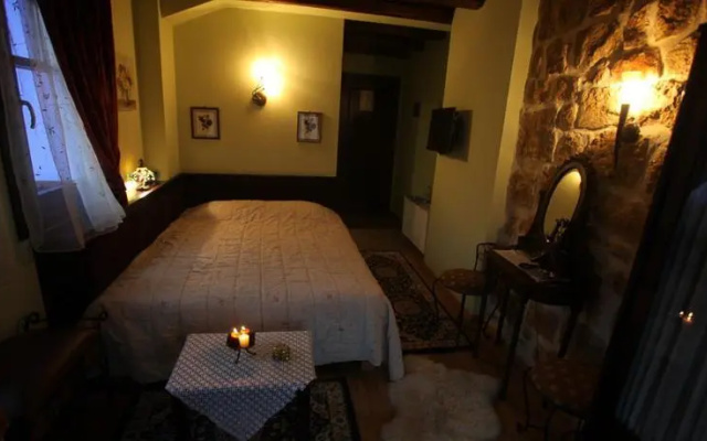 Amadrias Luxury Mansion - SPA