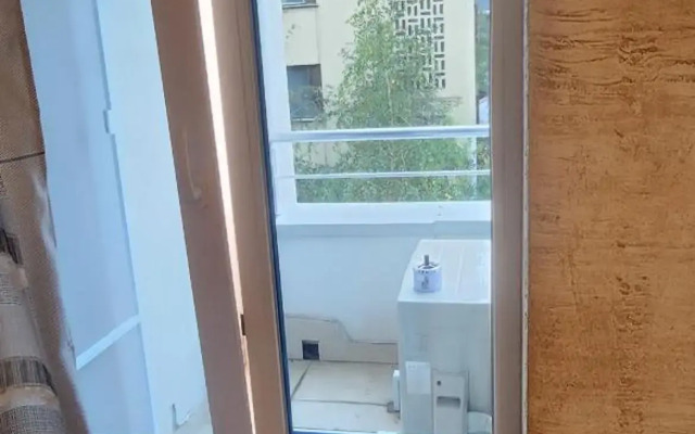 Colonel apartment 959