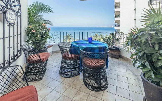 Ocean View 2Br Condo-balcony-beach-pool - 805