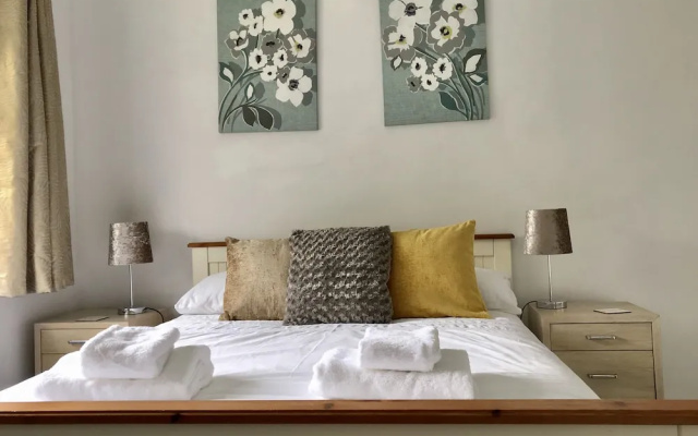 The Woodfarm Lodge - 3 Bedroom House