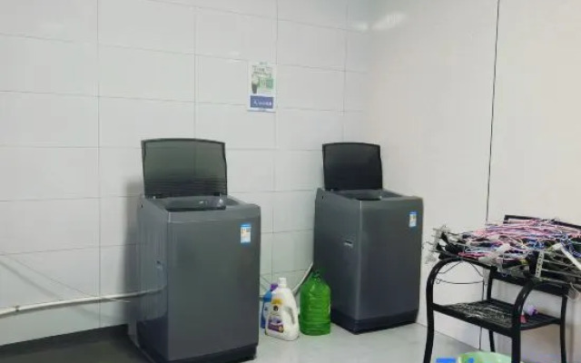 Shiguangli Homestay (Yining International Airport Yining Railway Station)