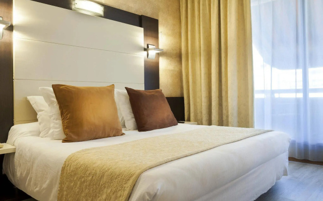 The Originals City, Hôtel Galaxie, Nice Aéroport