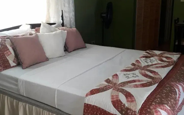 Ochi Cottage