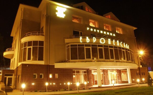 Гостиница Evropeisky Hotel Украина, Мариуполь - отзывы, цены и фото номеров - забронировать гостиницу Evropeisky Hotel онлайн вид на фасад
