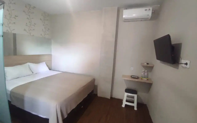 RedDoorz @ Jalan Patimura Lampung