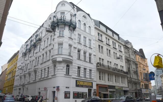 Отель Soho Apartments - Grand Soho Австрия, Вена - отзывы, цены и фото номеров - забронировать отель Soho Apartments - Grand Soho онлайн вид на фасад