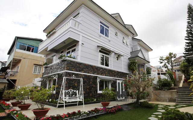 Отель Bach Duong Villa Далат вид на фасад