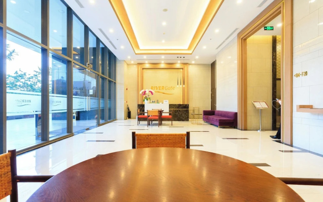 REM Rivergate Garden Pool Signature Apartments