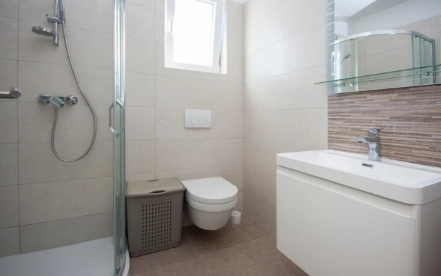 Awesome Apartment in Rogoznica With 1 Bedrooms and Wifi