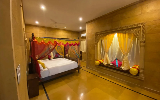 Collection O 1352 Hotel Desert Moon