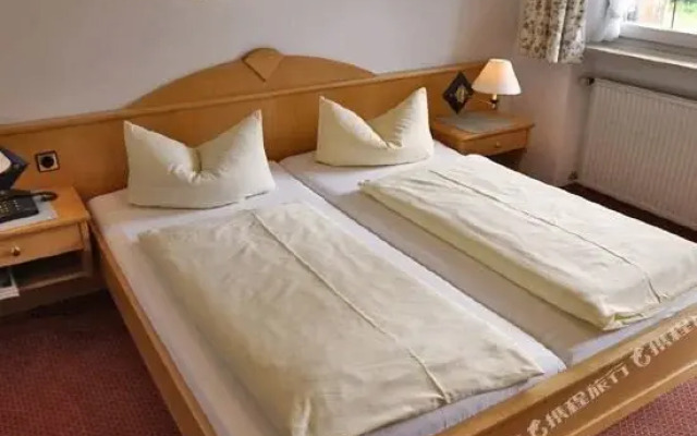 Zibert Hotel Garni
