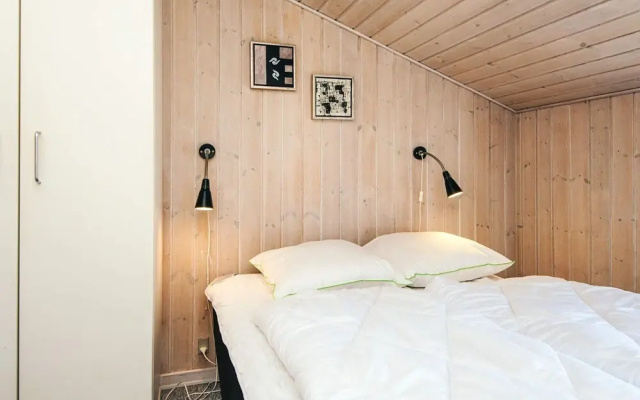 10 Person Holiday Home in Blavand