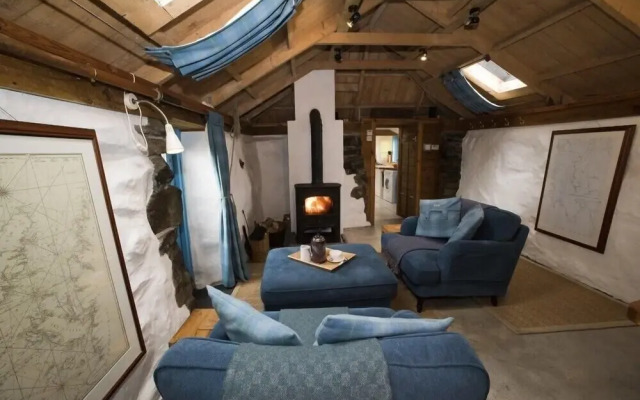 Tigh Bhisa Blackhouse