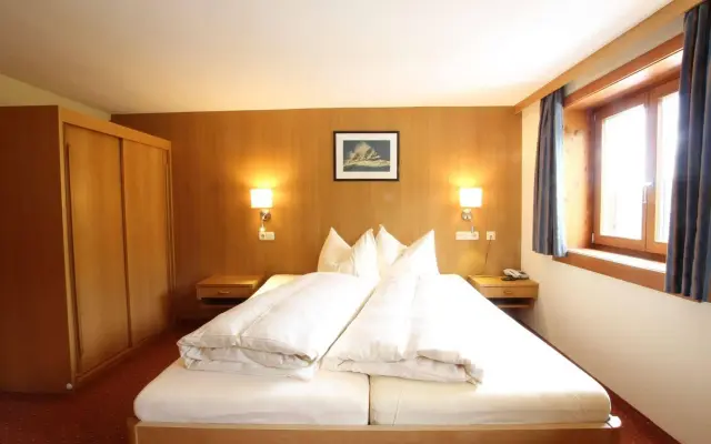 Hotel Adler