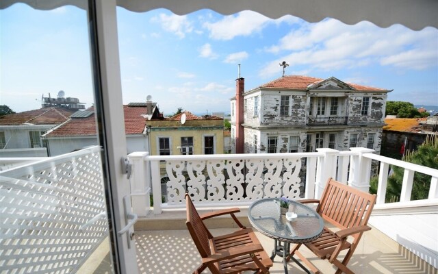 White Palace Otel