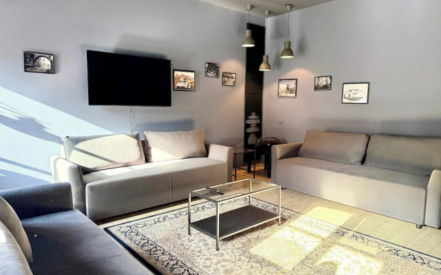 Traku14 Old Town Studio