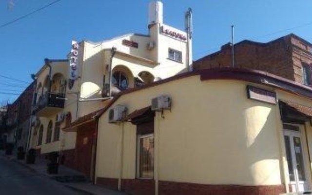 Леадора отель Тбилиси вид на фасад