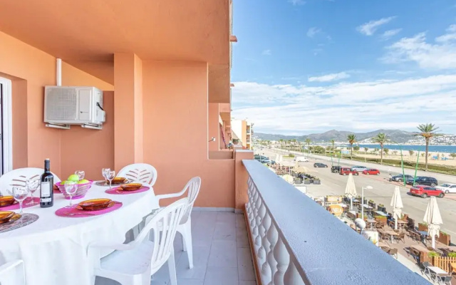 Beachfront Apartment in Empuriabrava With Pools