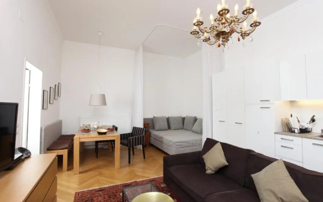 Hoheschule Apartment Courbette