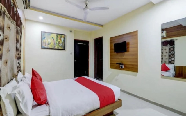 Hotel Krishna Palace Vastrapur