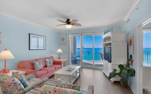 Twin Palms 1201