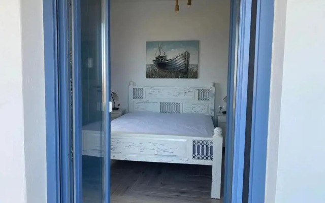 Folegandros Enchanting Cycladic Home Sunset Views