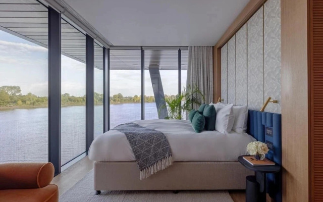 Fulham Pier Hotel