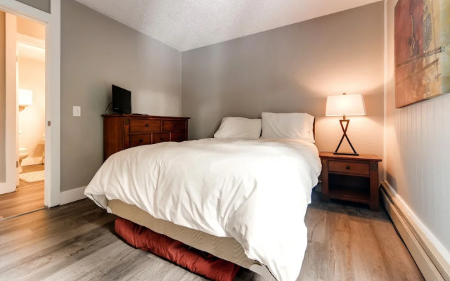 Gold Camp Condominiums by CRMR