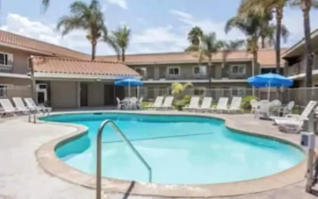 Travelodge Hemet CA