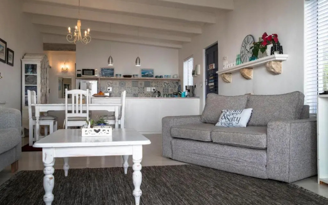 Palm Villa Cottage