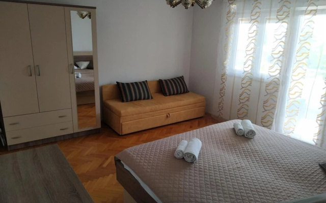 Apartment Buto 2 2 pax