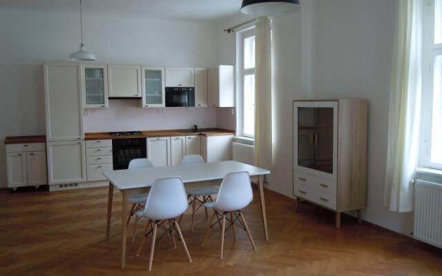 Апартаменты Apartments Vysehrad комната для гостей