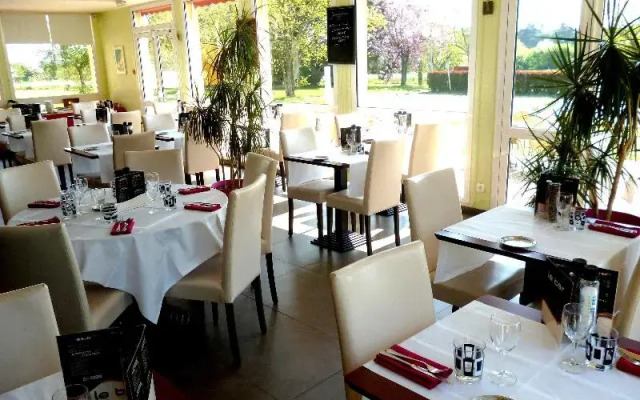 Logis Hotel Loire Hotel