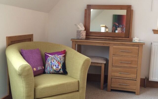 Lochedge Lodge